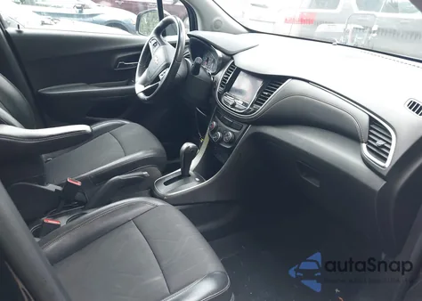 2021 Chevrolet Trax Awd Lt z USA, uszkodzony, nr VIN KL7CJPSB6MB340892